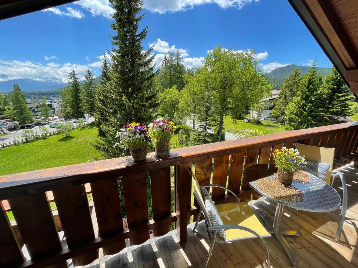 Landhaus Charlotte Am Geigenbuehel -Apartments Seefeld in Tirol Kültér fotó