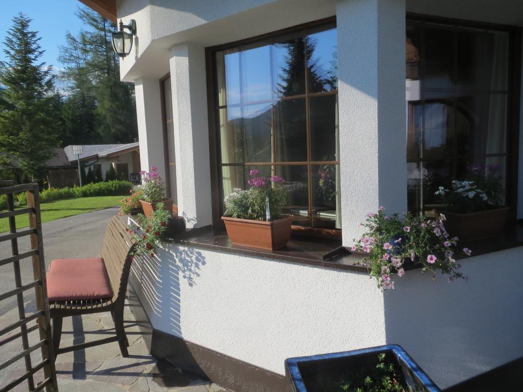 Landhaus Charlotte Am Geigenbuehel -Apartments Seefeld in Tirol Kültér fotó