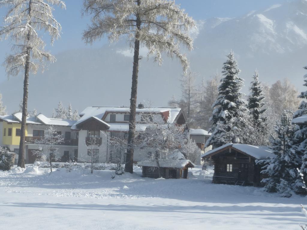 Landhaus Charlotte Am Geigenbuehel -Apartments Seefeld in Tirol Kültér fotó